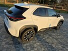Toyota Yaris Cross 1.5 hybryd full led  climatronic kamera grzane fotele - 11