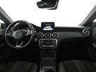 Mercedes A 220 4x4 automat full LED półskóra, czujniki parkowania - 15
