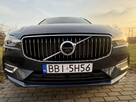 Volvo XC60 2019 - 4