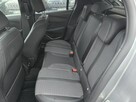Peugeot 208 - 8