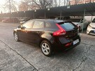 Volvo V40 niski przebieg, bardzo zadbane - 8