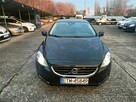 Volvo V40 niski przebieg, bardzo zadbane - 15