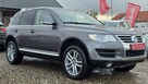 Volkswagen Touareg 4X4 automat super stan mały przebieg xsenon - 3