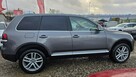 Volkswagen Touareg 4X4 automat super stan mały przebieg xsenon - 4