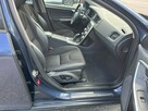 Volvo V60 2,0 T5 Benz. 240KM Automat w bardzo dobrym stanie - 9