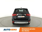 Mitsubishi Outlander 2.0 4WD Diamant Edition+ Navi Tempomat Grzane Fotele Alcantara Kamera - 6