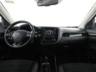 Mitsubishi Outlander 2.0 4WD Diamant Edition+ Navi Tempomat Grzane Fotele Alcantara Kamera - 15