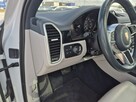 Porsche Cayenne - 11