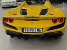 Ferrari F8 Spider – 2023 – Salon PL - 7