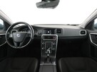 Volvo V60 2.0D Automat Business Navi Tempomat Grzane Fotele BiXenon Kamera PDC - 15
