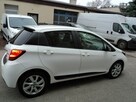 sprzedam ładną TOYOTE YARIS z 2015r  1.5 HYBRYDA+benz 100KM udziela.GW - 4