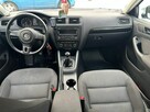Volkswagen Jetta - 11