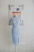 Błękitna ołówkowa sukienka midi z koronkowym dekoltem - 6