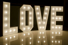 Świetlne litery LOVE z żarówkami LED 120 PRODUCENT - 3
