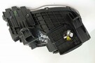 MH16 Chrysler300C Lancia THEMA refl. Xenon 2011- - 4