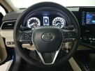 Toyota Camry 2023 2,5L - 8