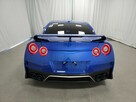 Nissan GT-R Premium - 4