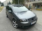 Volkswagen Touran - 1