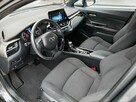 Toyota C-HR 1.8 hybrid style  climatronic kamera grzane fotele nowe opony - 13