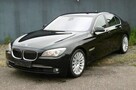 BMW 740i - 1