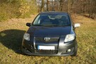 Sprzedam sprawny samochód z automatyczną skrzynią biegów i d - 14