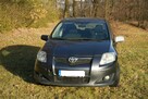 Sprzedam sprawny samochód z automatyczną skrzynią biegów i d - 13