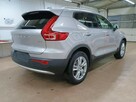 Volvo XC40 Core B3 Mild-Hybrid - 2