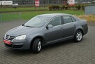 Volkswagen Jetta 1,9 TDI 105 KM 11 LAT JEDEN WŁAŚCICIEL - 4