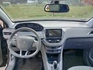 Samochód osobowy peugeot - 3