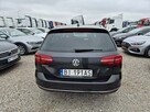 Volkswagen Passat - 5