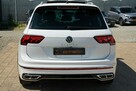 Volkswagen Tiguan R-LINE SKÓRA panorama ACC blis grzane fotele kamery 360 FUL LED matrix - 13