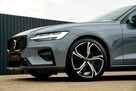 Volvo V60 R DESIGN acc FUL LED skóra nawi ALUSY el.klapa hak NOWY MODEL - 9