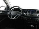 Hyundai Tucson navi klima auto grzane fotele kamera i czujniki parkowania - 16