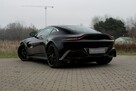 Aston Martin Vantage - 4