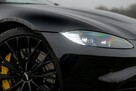 Aston Martin Vantage - 13