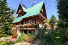 Góralski Dom z Bali u Podnóża Beskidów