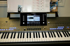 Yamaha Tyros 5 z 61 klawiszami - 3
