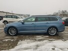Volkswagen Passat 2,0 TDI R-Line Panorama Virtual Cocpit Skóry Gwarancja - 8