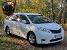 Toyota Sienna 3.5 LE V6 FWD
