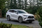 Toyota Highlander Prestige + Pakiet TECH / 2.5 Hybrid / 2kpl kół / Salon PL / Bezwypadek