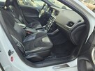 Volvo V40 2.0 5 cylindrów.Automat.Nowy Rozrząd.Skóra/Alkantara.Alu17 - 9