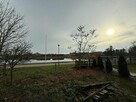 Lokal z działką blisko jeziora idealny pod remont - 8