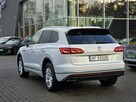 Volkswagen Touareg Pneumatyka_SkrętnaOś_MatrixLED_Wentylacja_Masaże_Kamera360_Skóra_ - 6