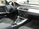 Sprzedam BMW 318i ,2.0 143KM r.2010 - 4