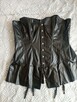 Lateksowy gorset z halterami plus size - 2
