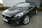 Volvo V40 Cross Country - 11