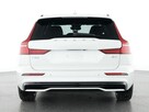 Volvo V60 B4(B) Plus Dark MY 2025 - 3