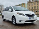 Toyota Sienna 3.5 LE V6 FWD - 2