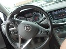 Opel Astra Sports Tourer z 2017 roku z silnikiem 1.6 (1598 cm³) - 13
