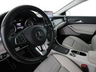 Mercedes GLA 180 automat bi-xenon półskóra navi grzane fotele czujniki parkowania - 14